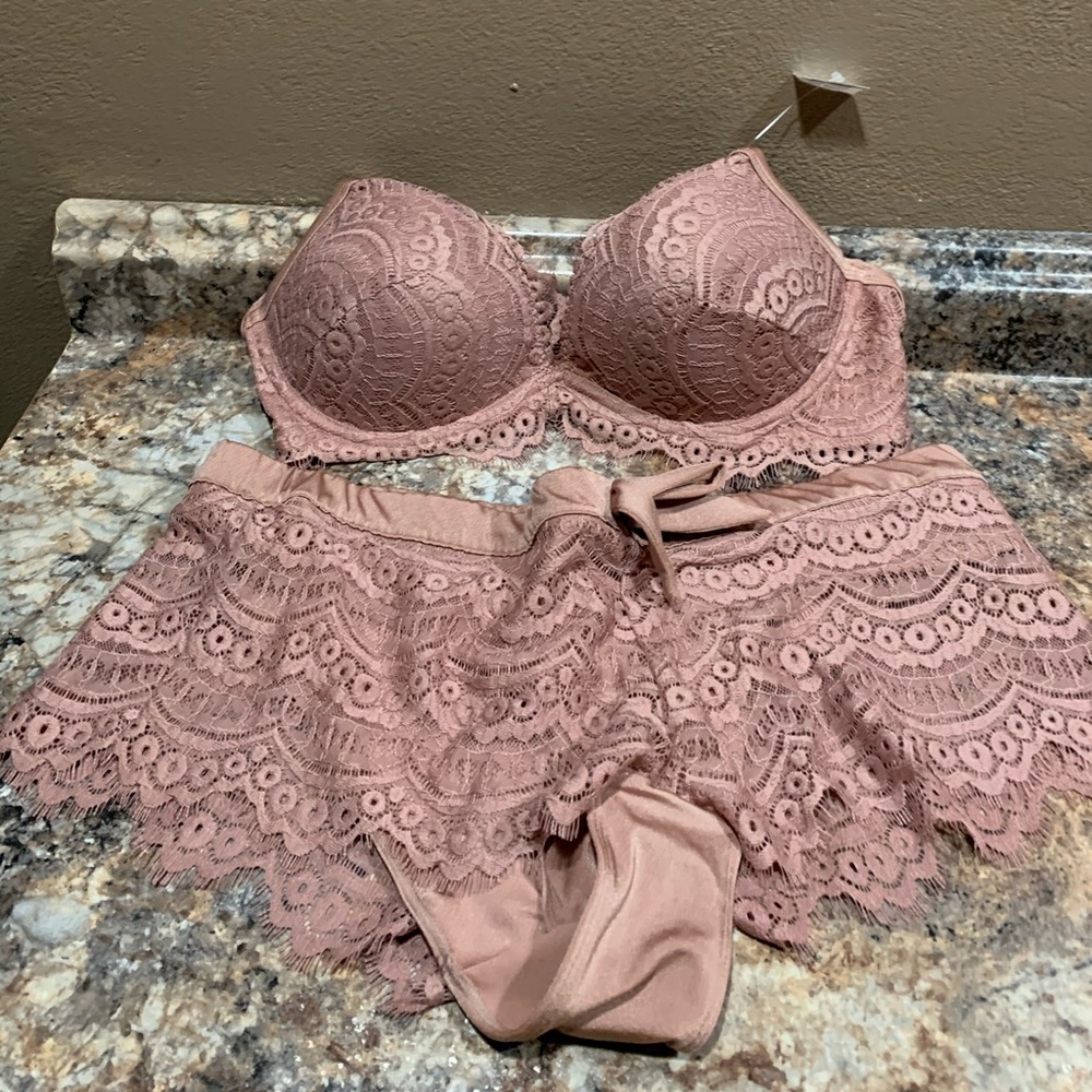 Swim suit